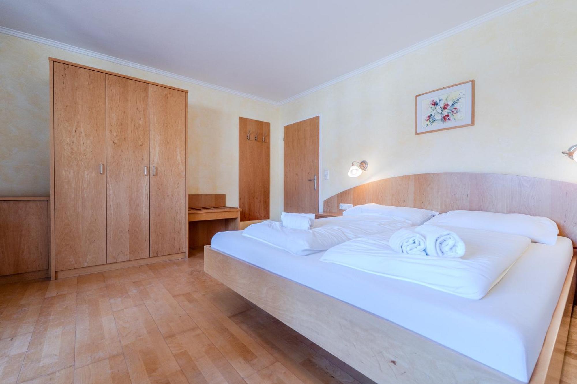 Whats-App Self-Check-In - Villa Maria Theresia Bad Goisern Rum bild